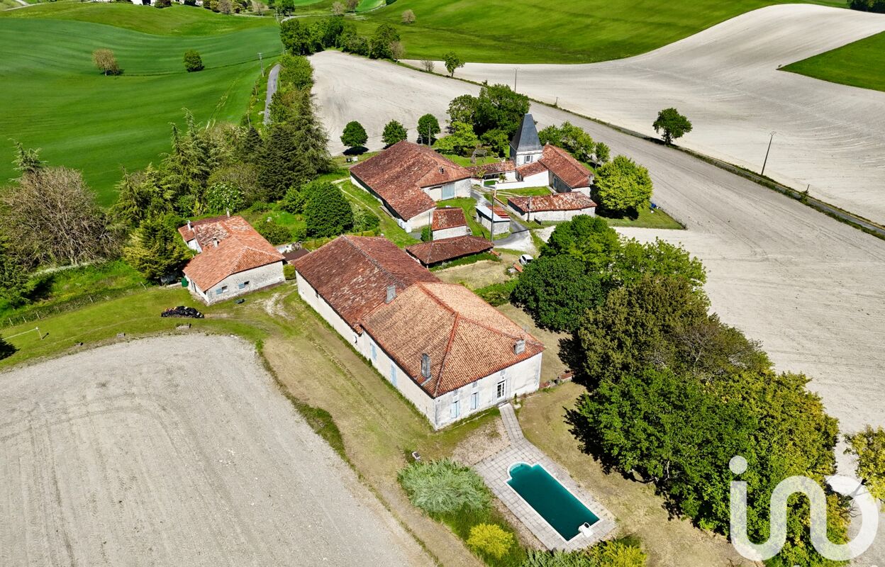 maison 18 pièces 414 m2 à vendre à Saint-Martial (16190)