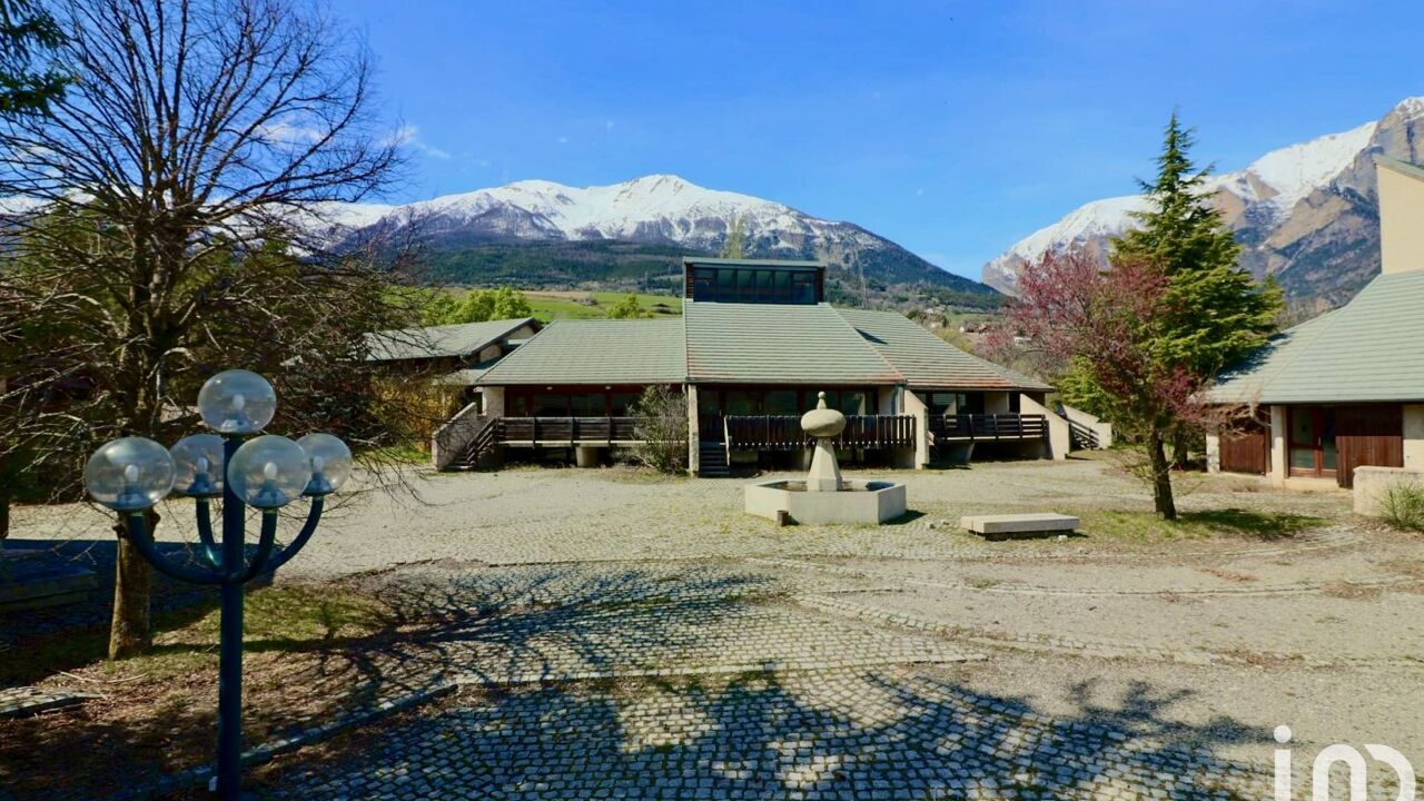 commerce  pièces 60323 m2 à vendre à Châteauroux-les-Alpes (05380)