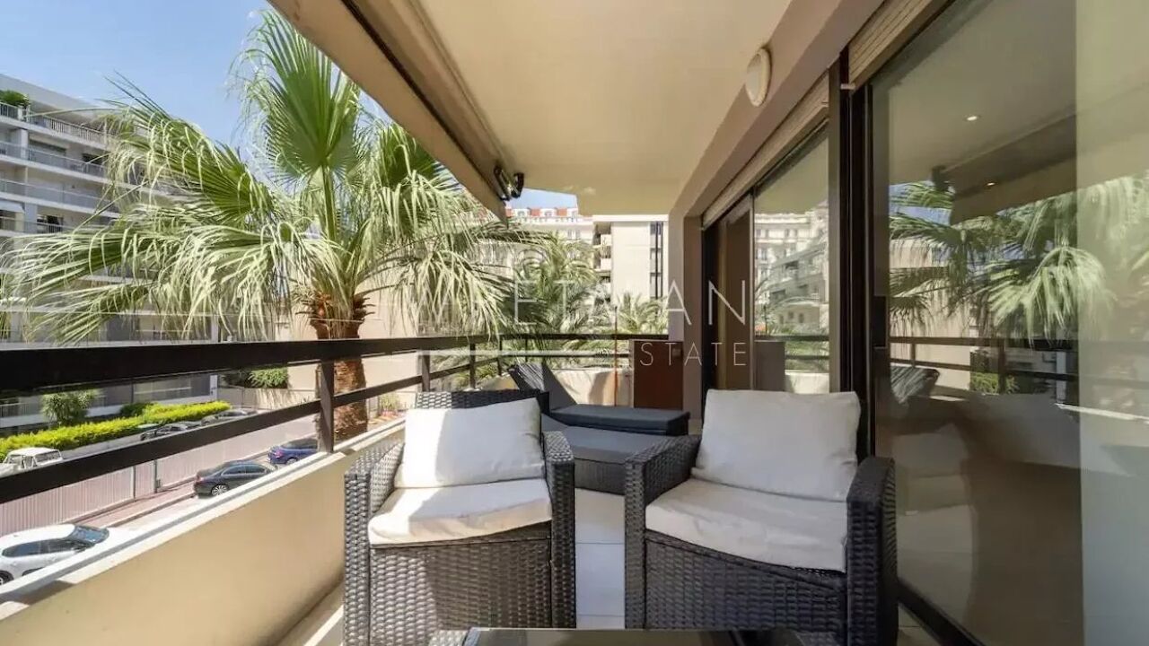 appartement 2 pièces 56 m2 à vendre à Cannes (06400)