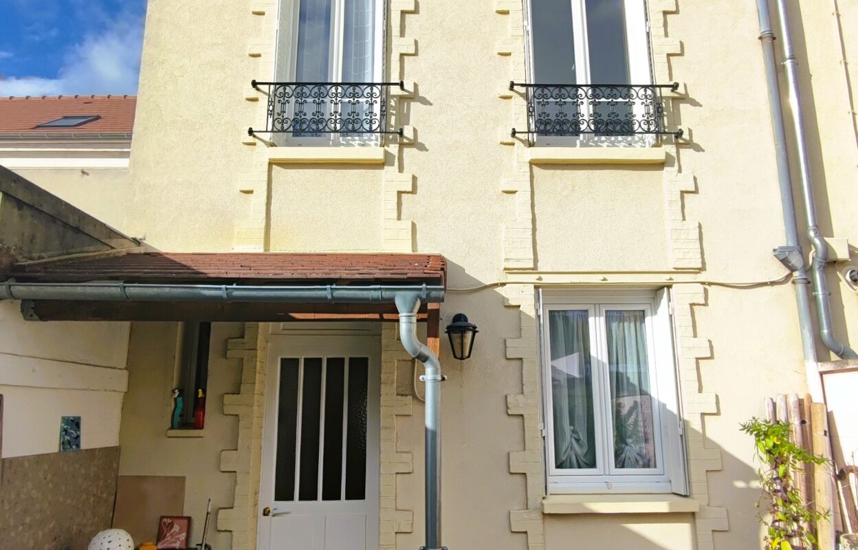 maison 4 pièces 73 m2 à vendre à Écouen (95440)