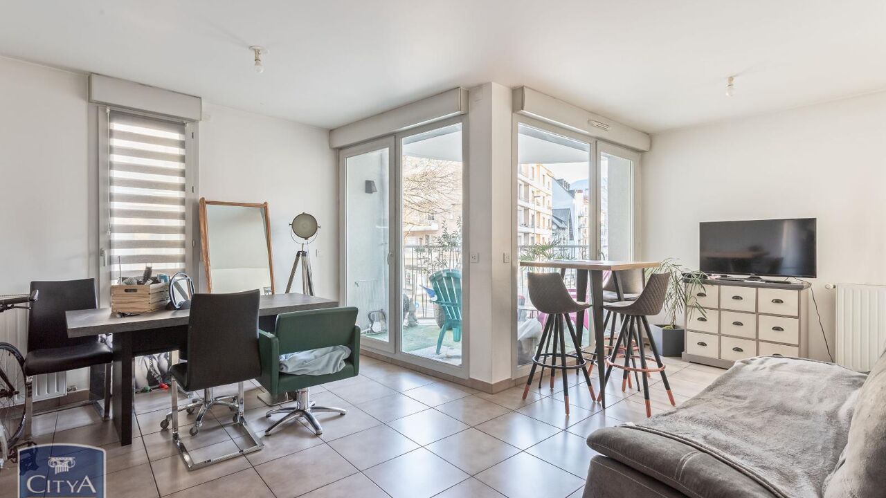 appartement 2 pièces 49 m2 à vendre à Chambéry (73000)