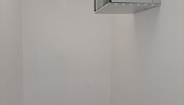 Local commercial 3 pièces  à louer Saintes 17100