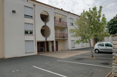 location appartement 420 € CC /mois à proximité de Saint-Cyr (86130)