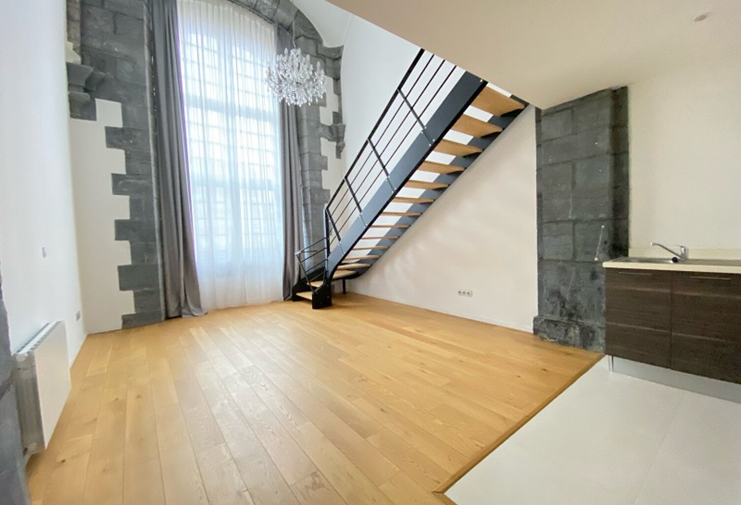 Appartement 4 pièces, VALENCIENNES — photo 1