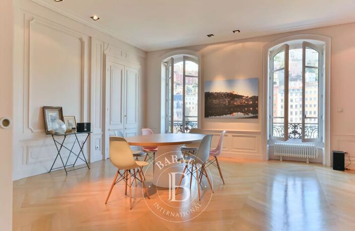 Lyon 2 - Quais de Saône - Appartement avec vue de 214,70 m² - 3 Chambres - 1 Bureau — photo 4