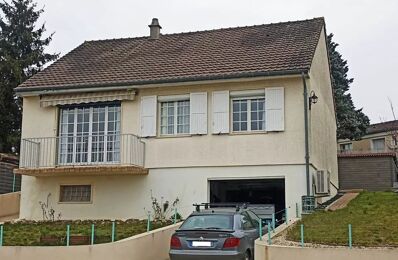 vente maison 123 000 € à proximité de Santranges (18240)