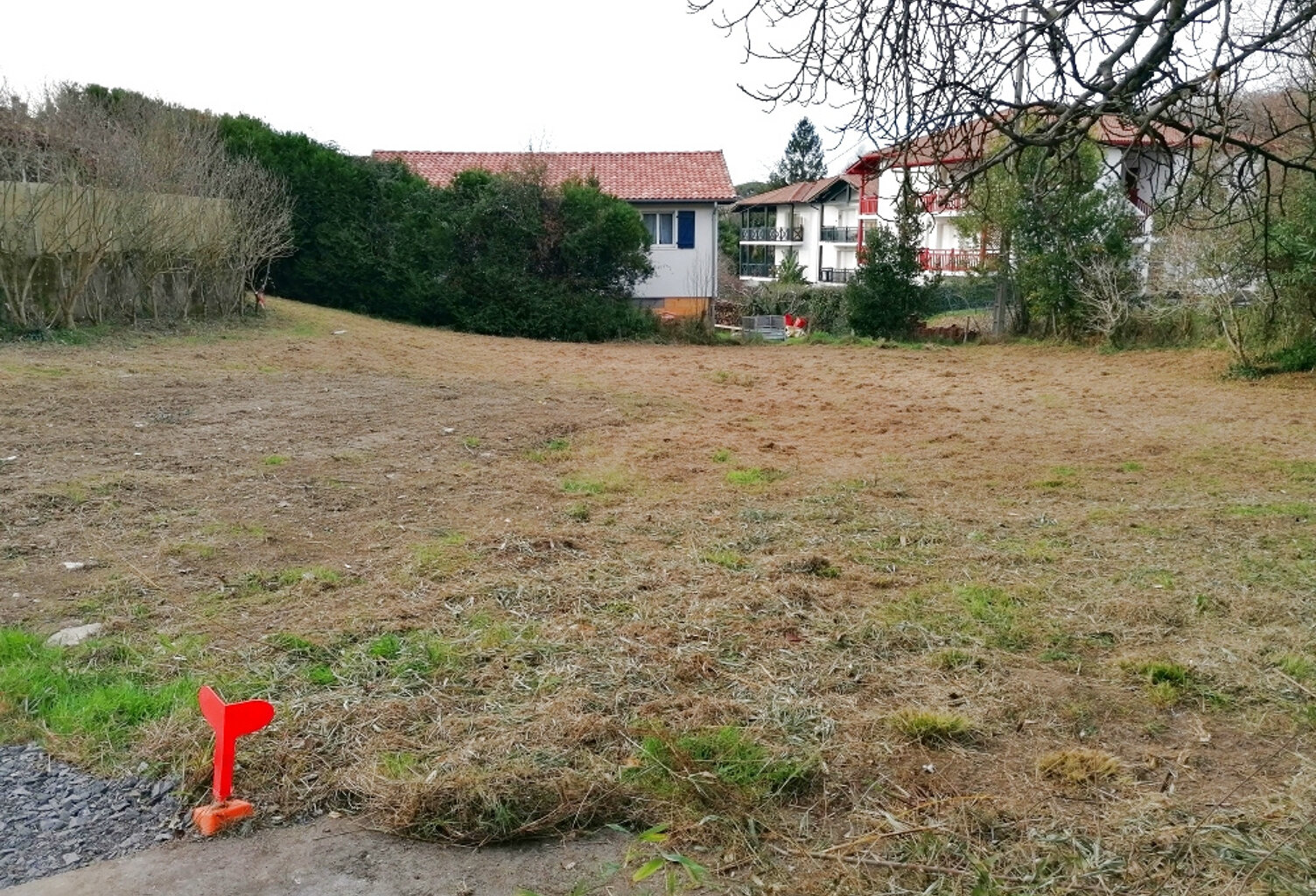 TERRAIN A BATIR HENDAYE PROCHE CENTRE VILLE ET BELCENIA — photo 1
