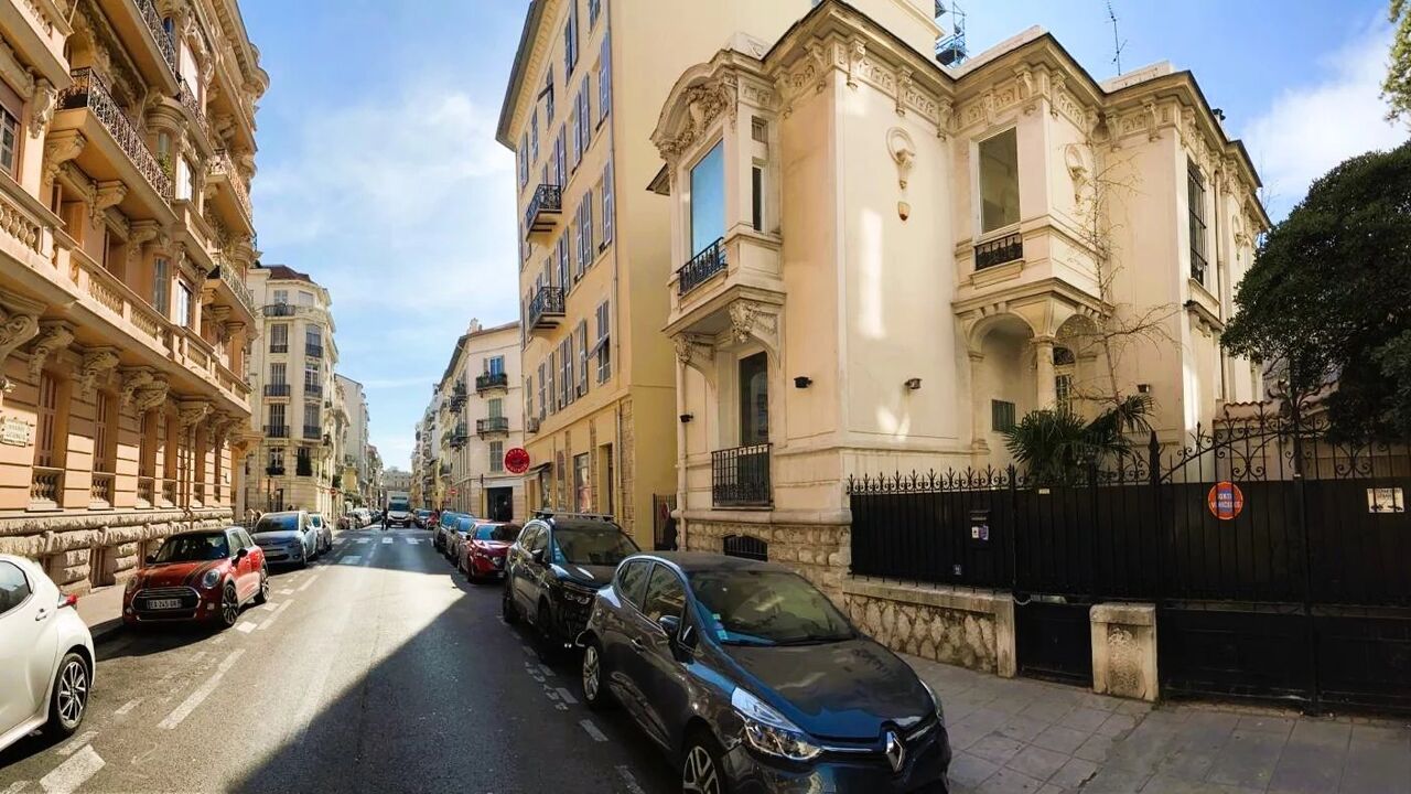 maison 6 pièces 186 m2 à vendre à Nice (06000)