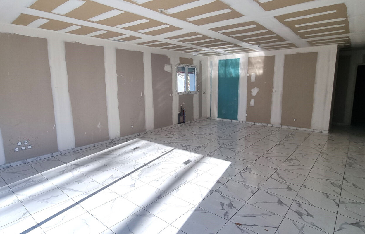 maison 4 pièces 88 m2 à vendre à Arles (13200)