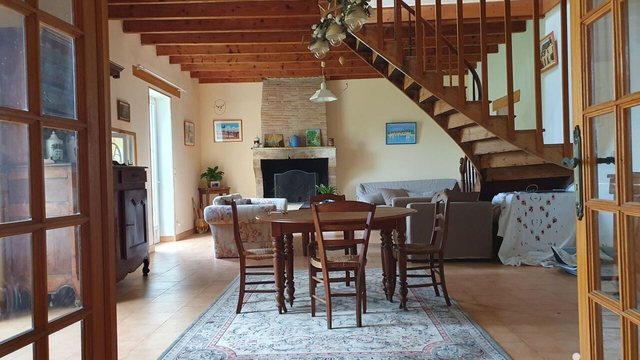 maison 5 pièces 150 m2 à vendre à Saint-Vivien (24230)