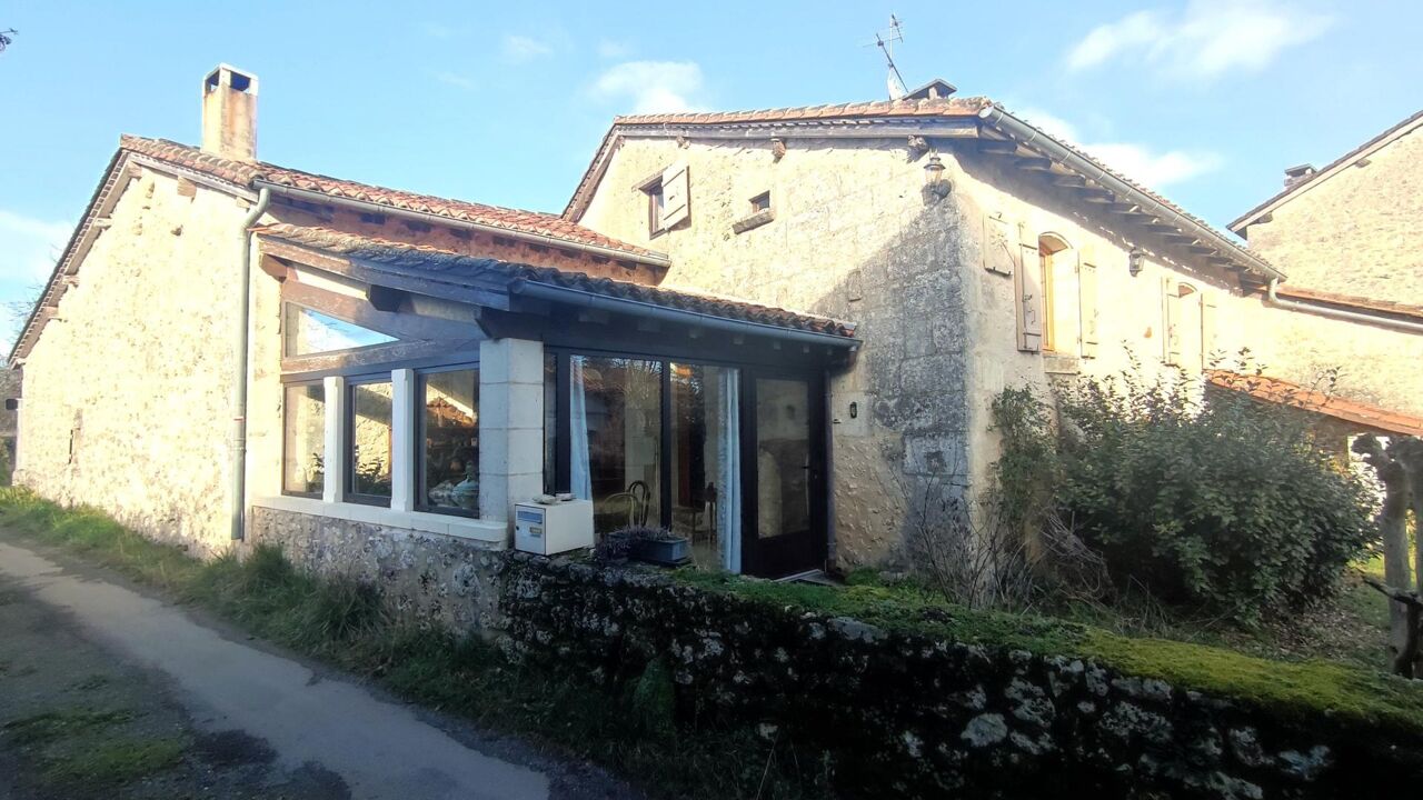 maison 8 pièces 240 m2 à vendre à Paussac-Et-Saint-Vivien (24310)