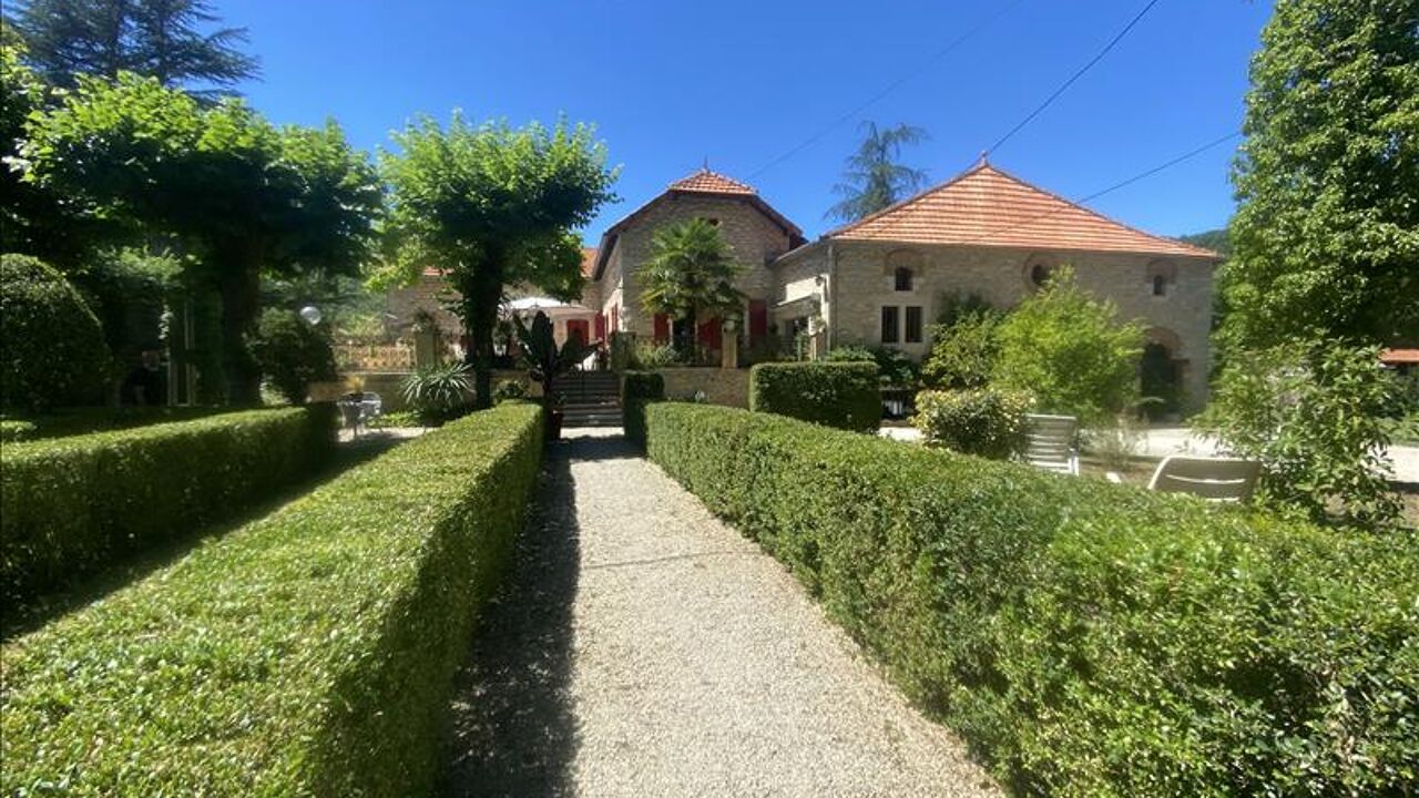 maison 8 pièces 235 m2 à vendre à Parnac (46140)