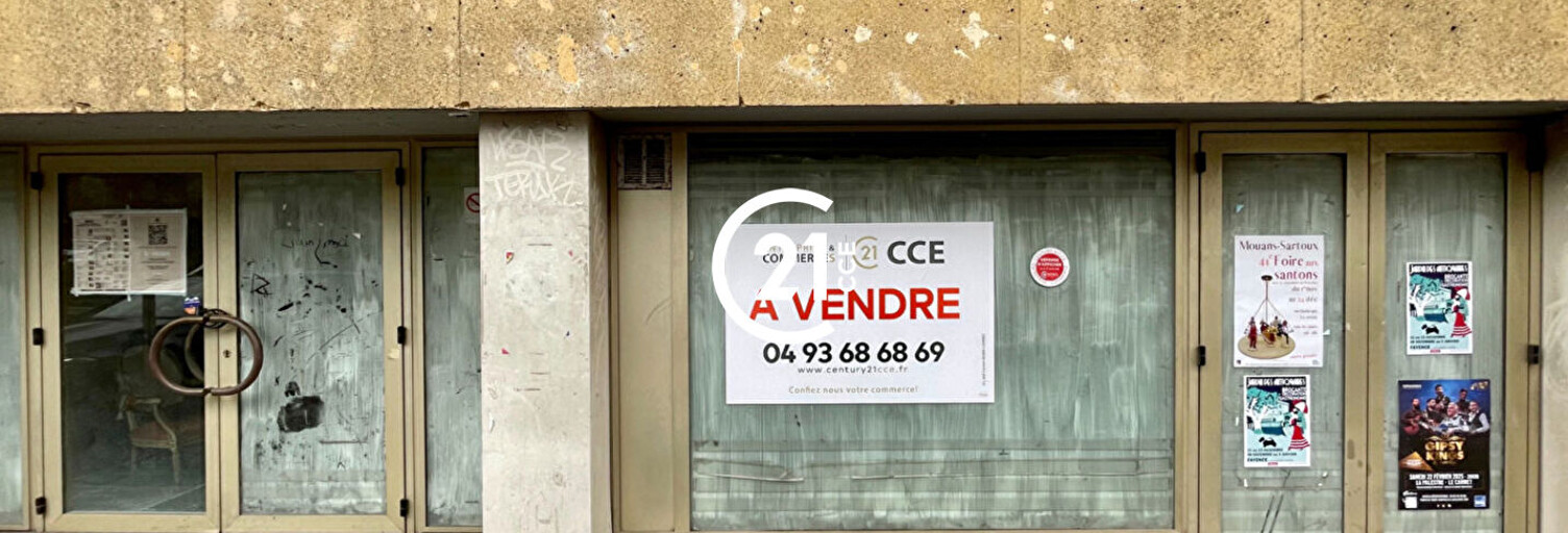 Commerce  100 m² à vendre à Antibes (06160)
