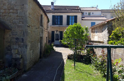 vente maison 144 000 € à proximité de Salignac-sur-Charente (17800)
