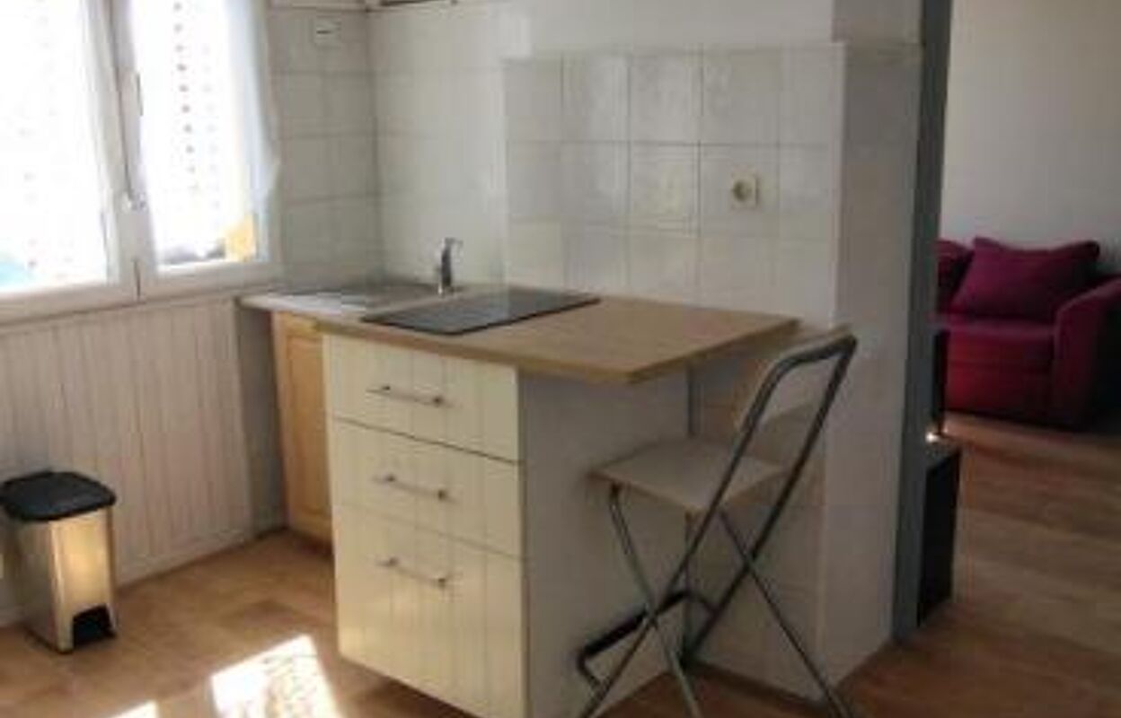 appartement 1 pièces 25 m2 à louer à Saint-Étienne (42000)