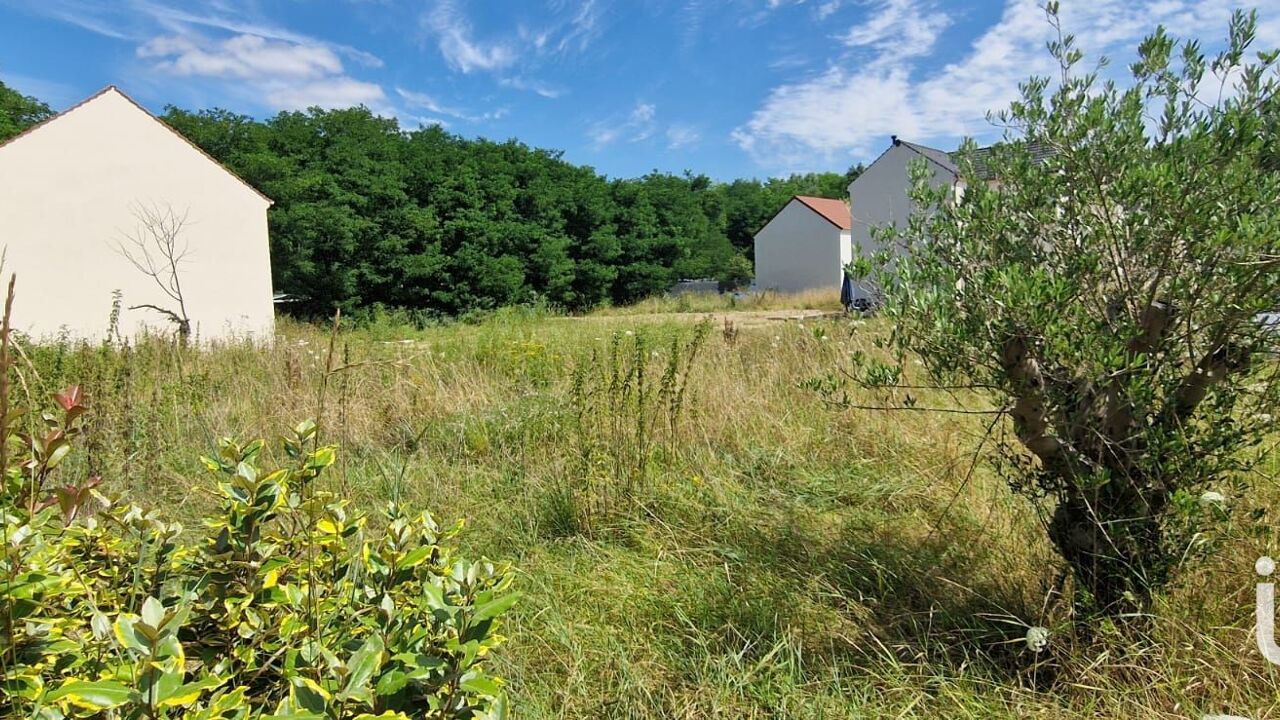 terrain  pièces 563 m2 à vendre à Isles-les-Meldeuses (77440)