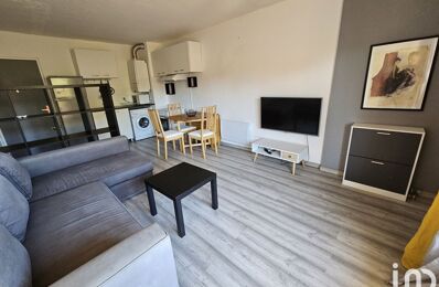 location appartement 700 € CC /mois à proximité de Cassis (13260)
