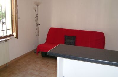 location appartement 400 € CC /mois à proximité de Cabrières (30210)