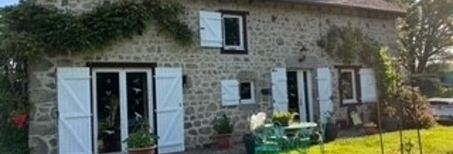 Maison 6 Pièces 143 m² à vendre à Sarroux - Saint-Julien (19110)