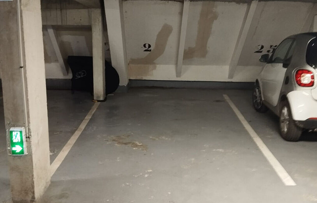 garage  pièces 13 m2 à louer à Toulouse (31000)