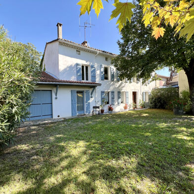 Maison 9 pièces 151 m²