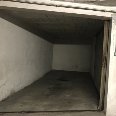 Garage  125 €
