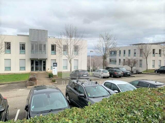 BUREAUX à LOUER — photo du bien