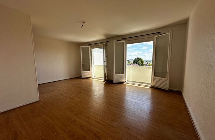 APPARTEMENT AVENUE GENERAL DE GAULLE — photo 2