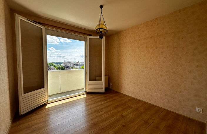 APPARTEMENT AVENUE GENERAL DE GAULLE — photo 4