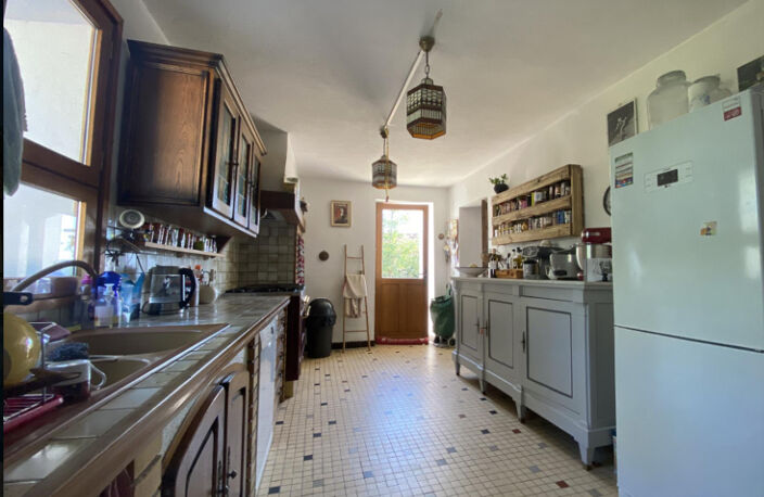 Ancien corps de ferme de 320 m² hab sur 1Ha6 situé à 25' de T... — photo 5