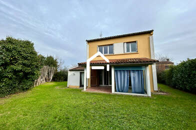 Maison 4 pièces 890 €