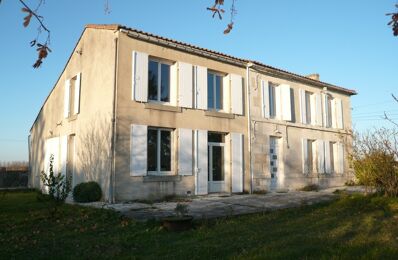 vente maison 226 800 € à proximité de Saint-Même-les-Carrières (16720)