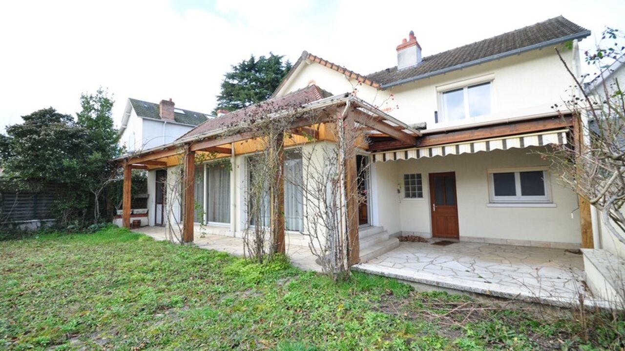 maison 7 pièces 200 m2 à vendre à Saint-Jean-de-Braye (45800)