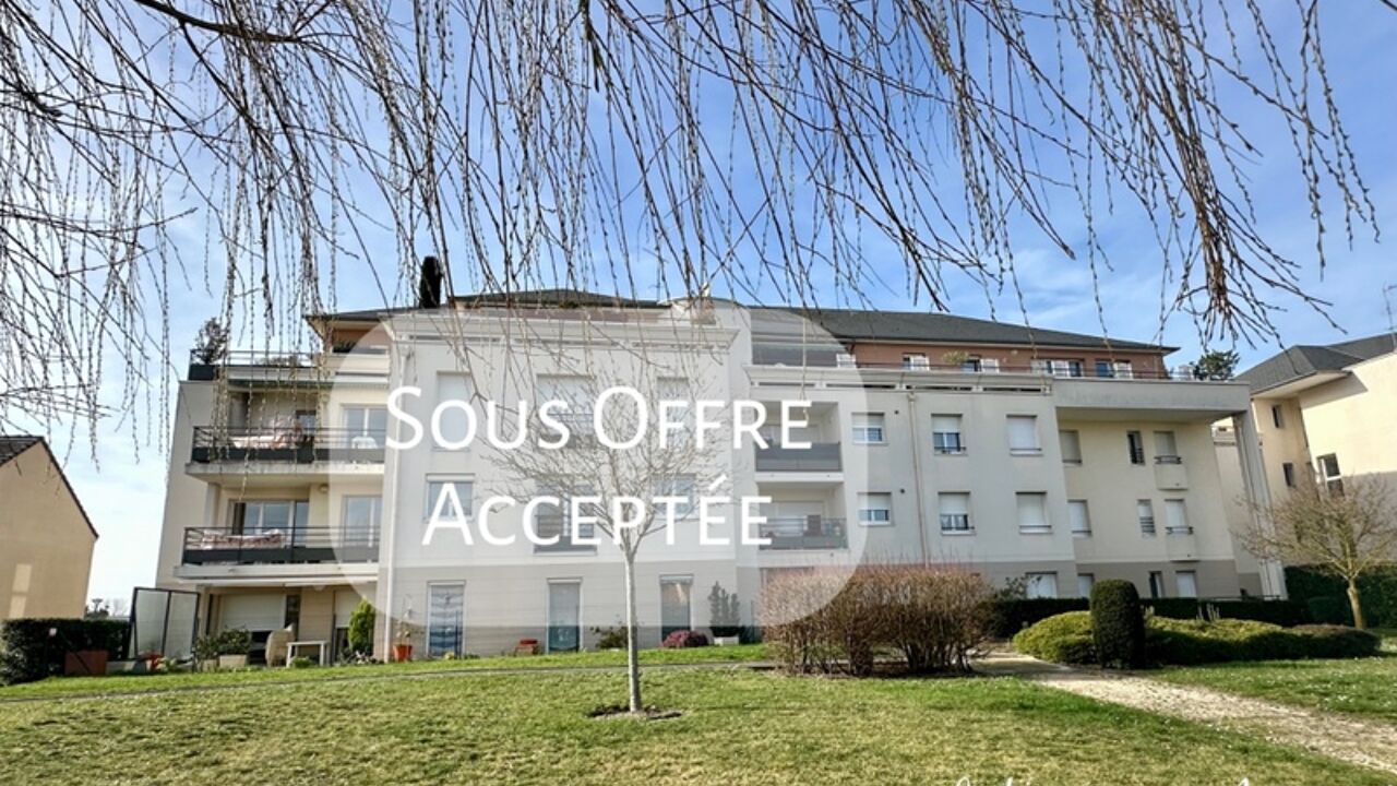 appartement 2 pièces 43 m2 à vendre à Fleury-les-Aubrais (45400)