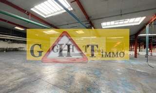 Local industriel  10635 m² à louer à Morangis (91420)