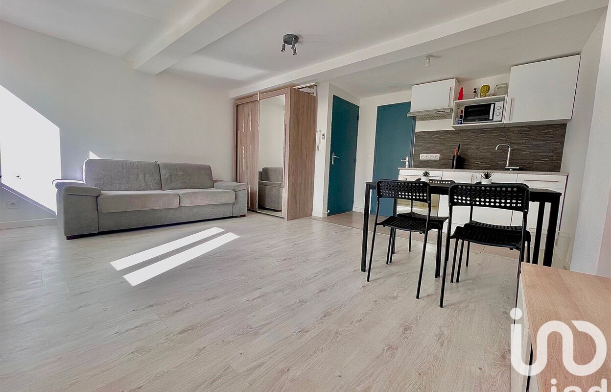 appartement 1 pièces 26 m2 à vendre à Carqueiranne (83320)