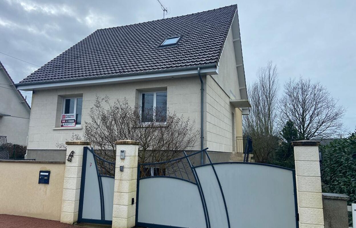 maison 7 pièces 113 m2 à vendre à Sablé-sur-Sarthe (72300)