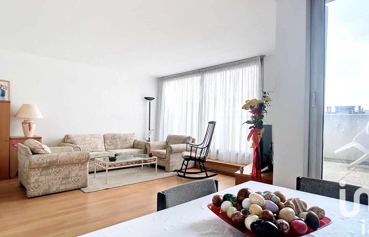 appartement 3 pièces 68 m2 à vendre à Courbevoie (92400)