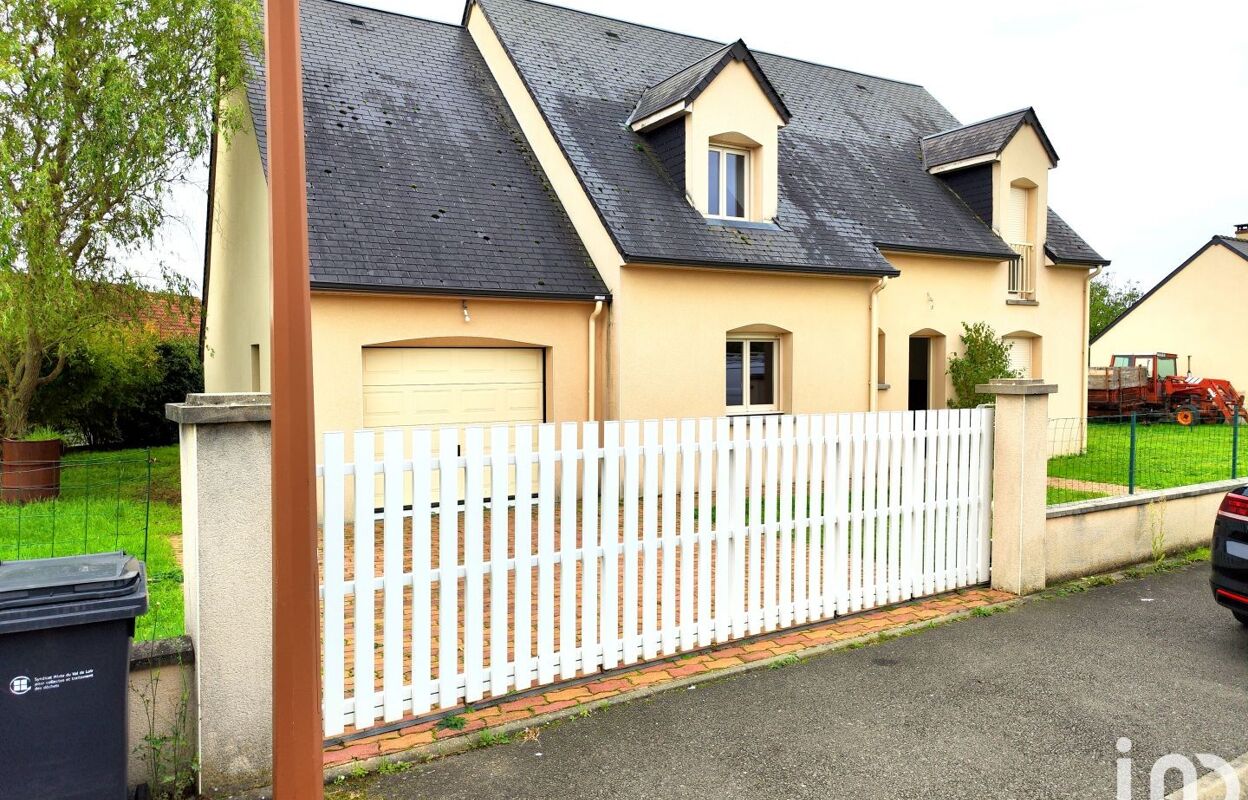 maison 7 pièces 175 m2 à vendre à Luché-Pringé (72800)