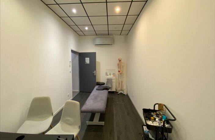 A VENDRE PERENCHIES LOCAUX PROFESSIONNELS — photo 3
