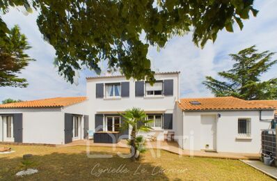 vente maison 531 000 € à proximité de Sainte-Soulle (17220)