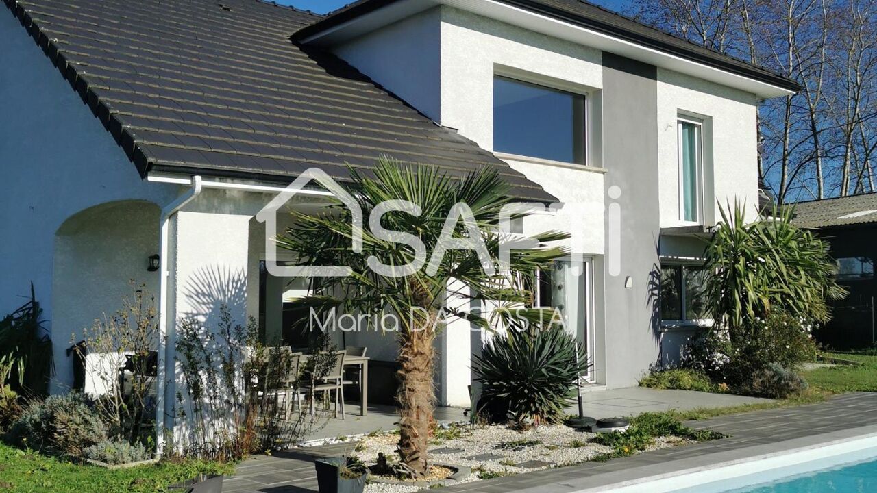 maison 6 pièces 240 m2 à vendre à Pau (64000)