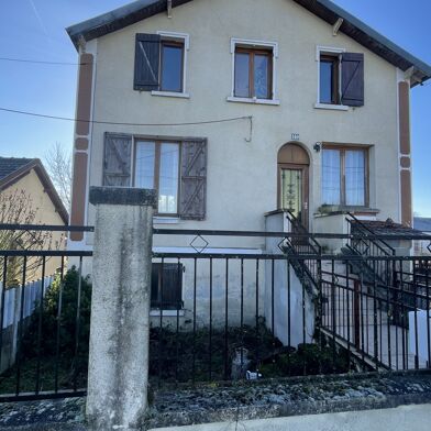 Maison 6 pièces 140 m²