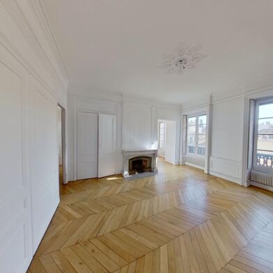 Appartement 4 pièces 132 m²