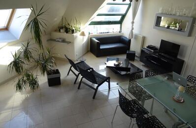 location appartement 2 200 € CC /mois à proximité de Rivery (80136)