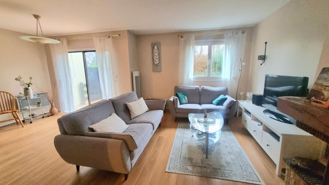 maison 4 pièces 121 m2 à vendre à Saint-Étienne-du-Rouvray (76800)