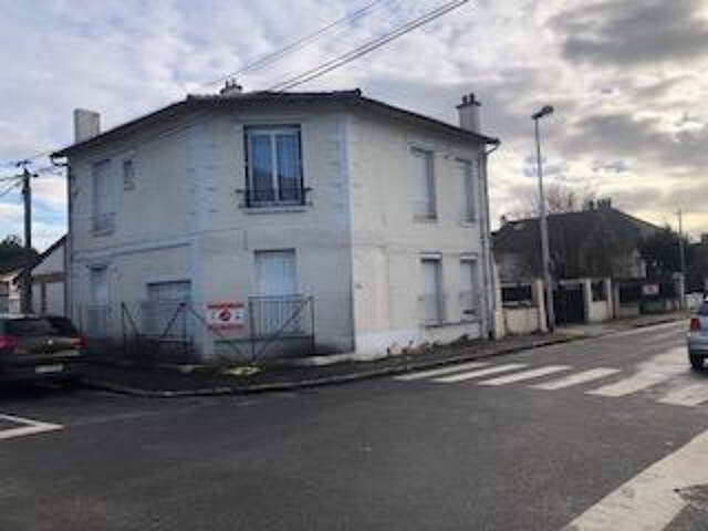 IMMEUBLE DE RAPPORT A BONDY  SUD  A 10,23% DE RENTABILITÉ — photo du bien