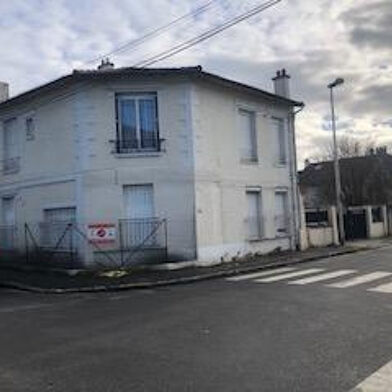 Immeuble  551200 €