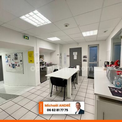 Bureau 6 pièces 270000 €