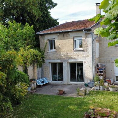 Maison 7 pièces 192 m²